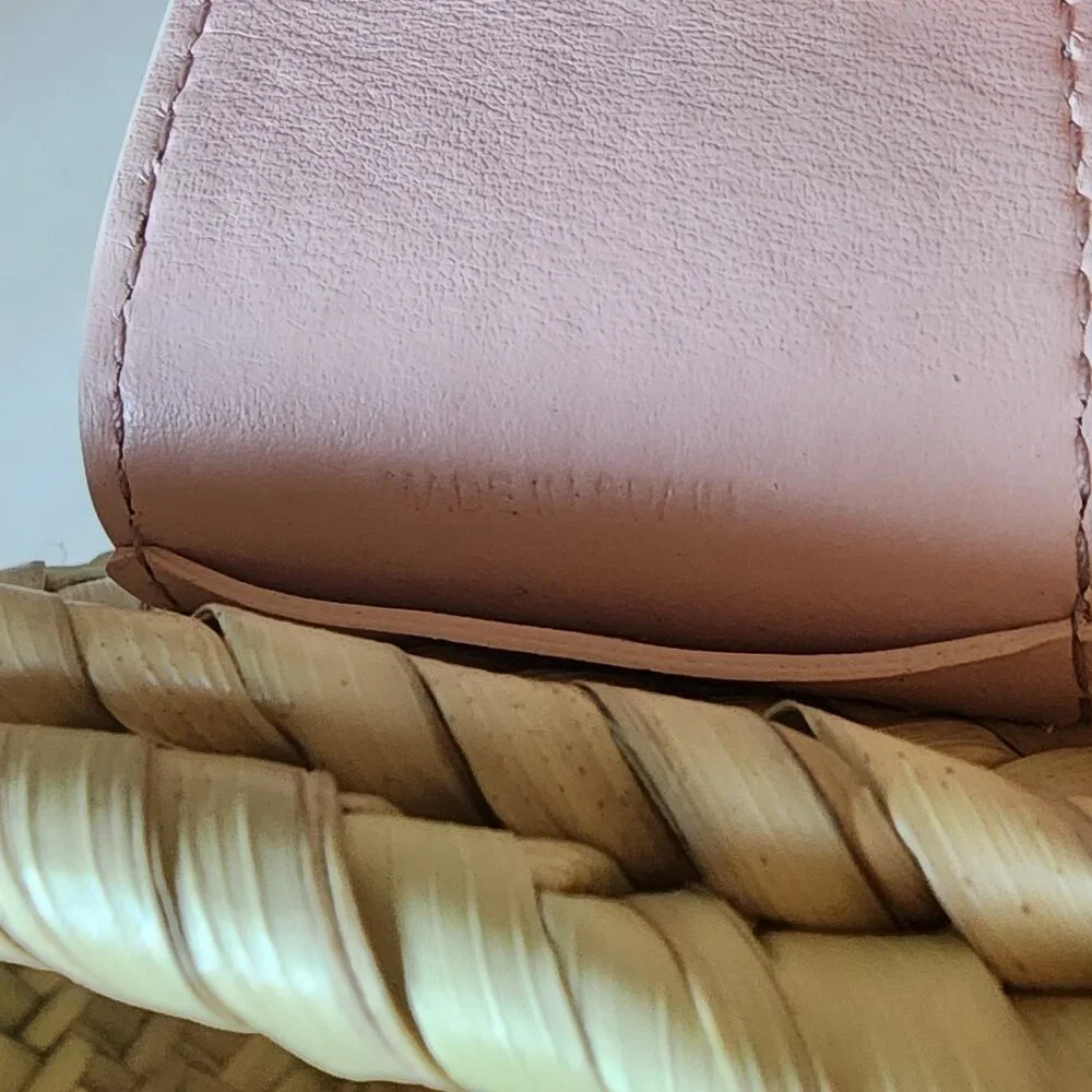 Chloe Basket Tote Bag "LIKE NEW" - Picture 14 of 16